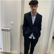 Joven cercano y amigable, siempre me han gustado las matemáticas y ojalá conseguir que a ti te gusten también